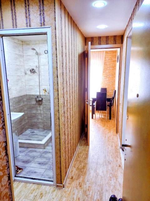 Уют&Комфорт Rustavi (Kvemo Kartly) Buitenkant foto